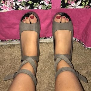 Wrap around platforms